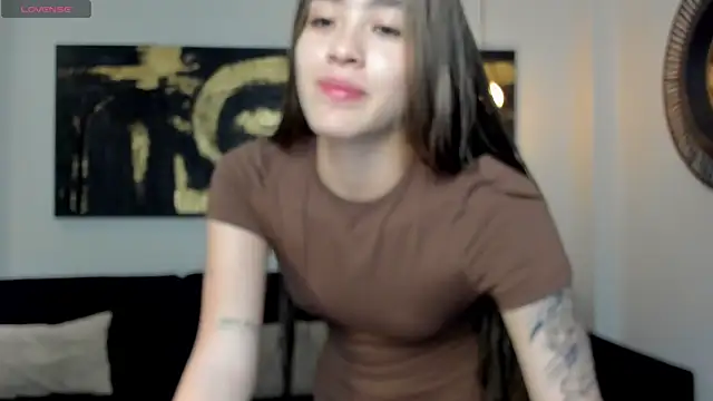 Snapshot of MaiaCollins chatting on January 18, 2026, 5:49 pm MaiaCollins online show from January 18, 2026, 5:49 pm