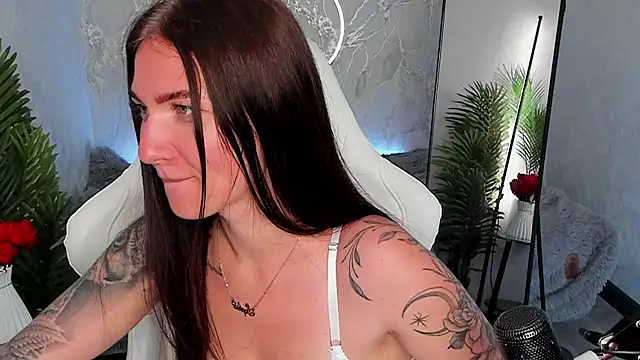 babyisperfect online show from June 29, 2026, 1:23 am