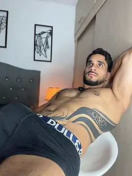 Maximiliano ford online show from July 19, 2026, 12:02 pm