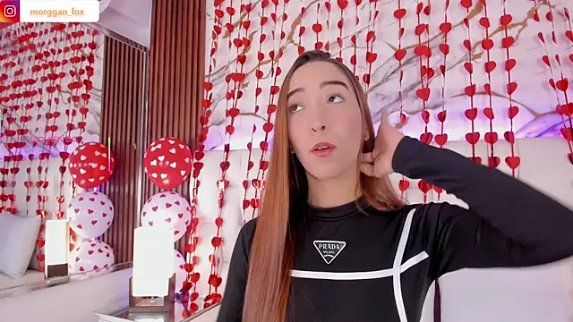 Snapshot of Morggan_Fox_ chatting on February 15, 2026, 4:24 am Morggan Fox online show from February 15, 2026, 4:24 am