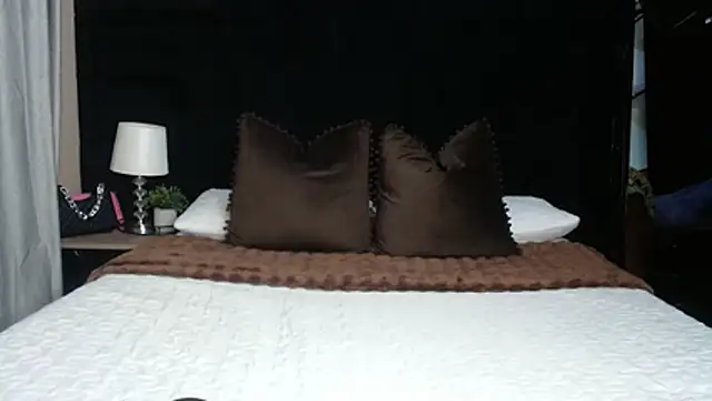 sexdevolxx online show from April 8, 2026, 5:09 am