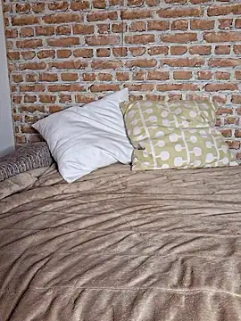 naturliebe online show from January 8, 2026, 11:16 am