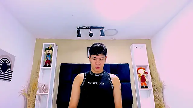 Jhojan twink online show from October 16, 2025, 1:52 pm