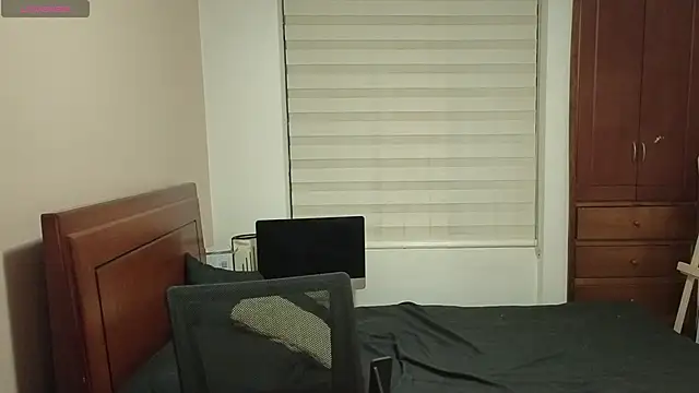 hardaftercum online show from April 9, 2026, 12:12 am