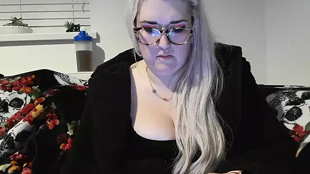 Sizzling Indie36 online show from September 11, 2025, 9:37 pm