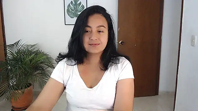 Themagicpotion online show from June 16, 2026, 3:23 pm