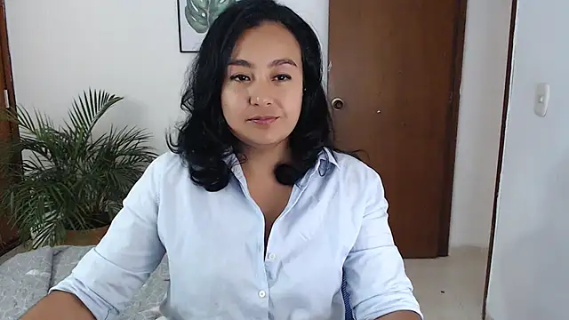 Snapshot of Themagicpotion chatting on May 12, 2026, 2:12 pm Themagicpotion online show from May 12, 2026, 2:12 pm