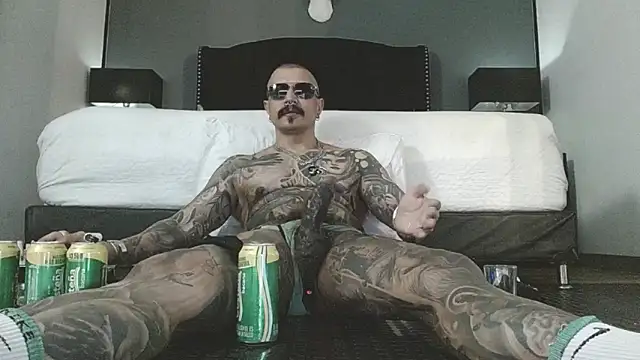 danilog515 online show from March 26, 2026, 4:11 am