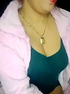 Snapshot of Maya-Moon chatting on November 29, 2025, 1:17 am Maya-Moon online show from November 29, 2025, 1:17 am