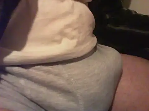 Snapshot of ShybutHorny36 chatting on March 13, 2026, 1:21 am ShybutHorny36 online show from March 13, 2026, 1:21 am