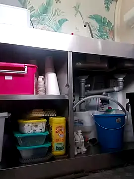 emiliemilf online show from November 19, 2025, 8:31 pm