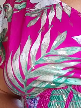 emiliemilf online show from March 5, 2026, 9:22 pm