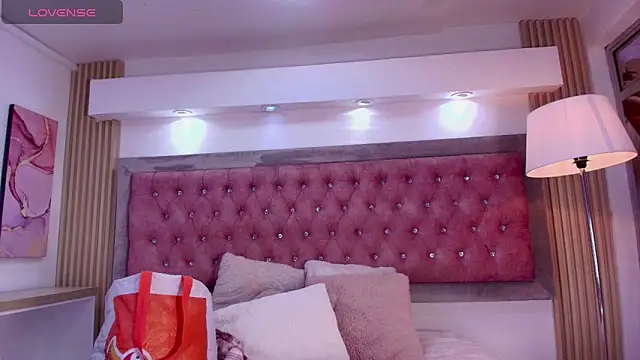 Andy Leex online show from April 14, 2026, 8:36 pm