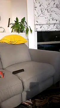 TAIZ69WORLD online show from September 9, 2025, 2:37 pm