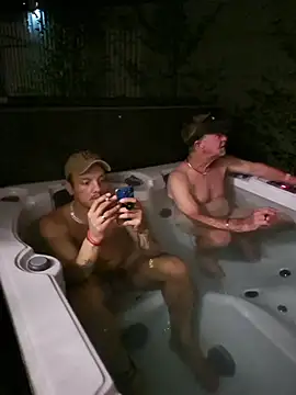 TAIZ69WORLD online show from November 11, 2025, 1:28 pm