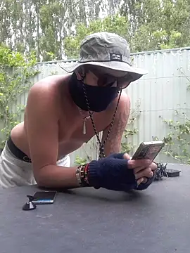 TAIZ69WORLD online show from November 5, 2025, 6:16 am