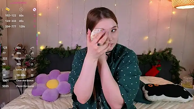 ConstanceHelms online show from January 6, 2026, 5:11 am