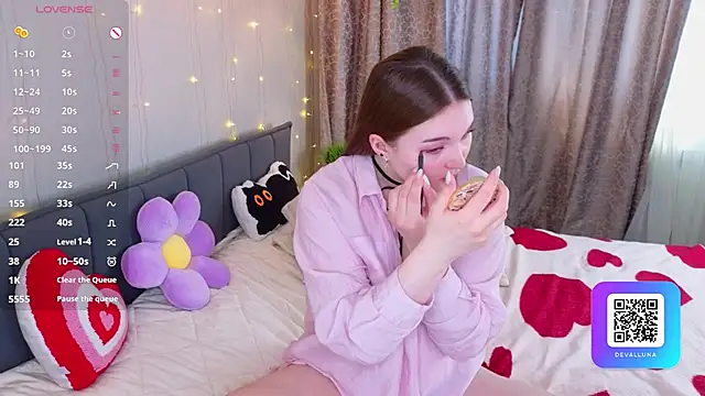 ConstanceHelms online show from March 20, 2026, 5:08 am