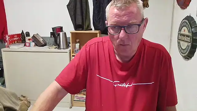 JamesBauer online show from April 15, 2026, 1:33 am