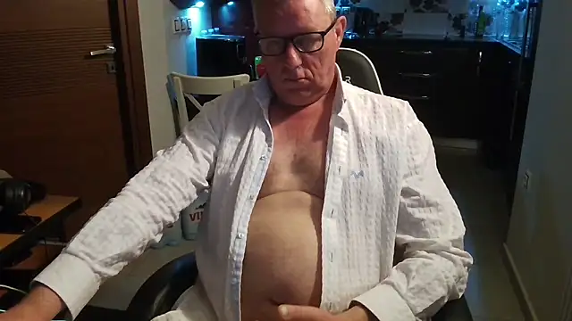 JamesBauer online show from March 6, 2026, 4:18 am