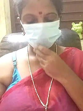 poojaa-rani online show from October 18, 2025, 5:04 pm