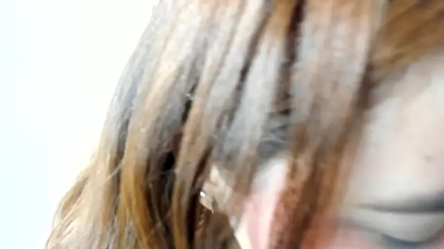 Snapshot of Andressa_carpio chatting on February 27, 2026, 3:51 am Andressa carpio online show from February 27, 2026, 3:51 am