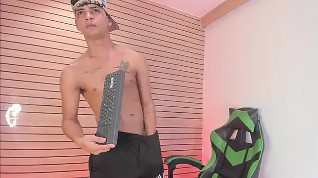 317894 online show from April 15, 2026, 11:05 am