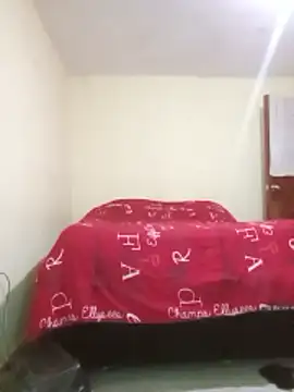 Snapshot of chloe_03_ chatting on November 28, 2025, 8:31 pm chloe 03 online show from November 28, 2025, 8:31 pm