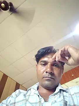 Snapshot of johnny8731 chatting on September 20, 2025, 4:50 am johnny8731 online show from September 20, 2025, 4:50 am