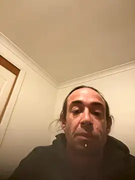 mastertittiefkr online show from September 13, 2025, 1:33 pm