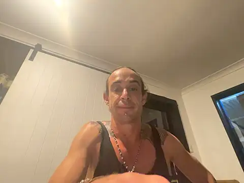 mastertittiefkr online show from October 8, 2025, 10:06 am