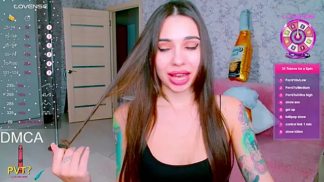 Snapshot of vinkiepinkie chatting on September 28, 2025, 4:58 pm vinkiepinkie online show from September 28, 2025, 4:58 pm