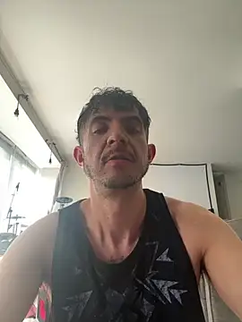 VicS119717 online show from April 19, 2026, 8:44 pm