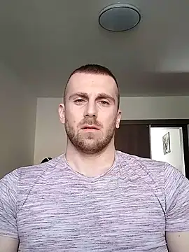 Snapshot of trainwithme chatting on March 19, 2025, 8:23 am trainwithme online show from March 19, 2025, 8:23 am