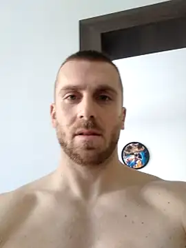 Snapshot of trainwithme chatting on March 21, 2025, 8:50 am trainwithme online show from March 21, 2025, 8:50 am