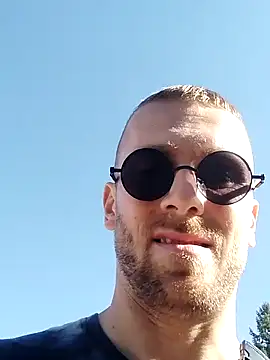 Snapshot of trainwithme chatting on September 19, 2025, 7:56 am trainwithme online show from September 19, 2025, 7:56 am