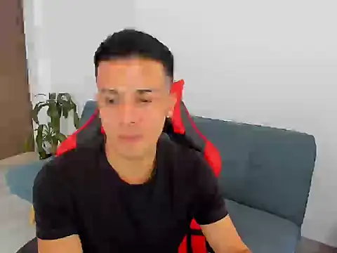 Snapshot of abel_bigcok chatting on March 18, 2026, 7:37 pm abel bigcok online show from March 18, 2026, 7:37 pm