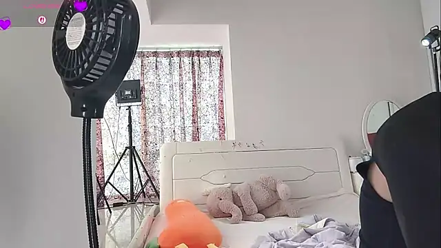Snapshot of BlushDoll chatting on May 20, 2026, 6:54 am BlushDoll online show from May 20, 2026, 6:54 am