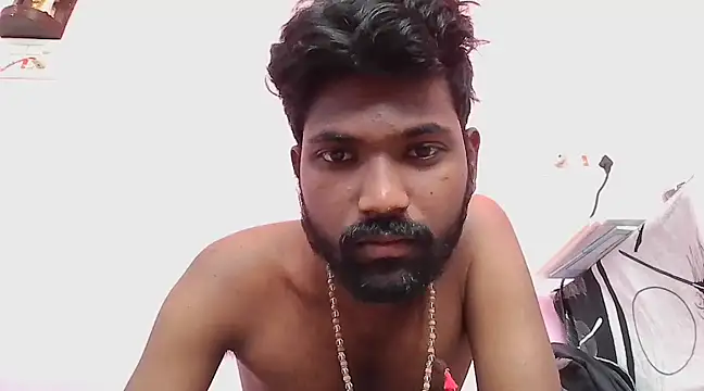 dusky-body online show from March 18, 2025, 4:29 am