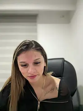 Snapshot of aliisonn__parker26 chatting on March 21, 2025, 1:56 am aliisonn parker26 online show from March 21, 2025, 1:56 am