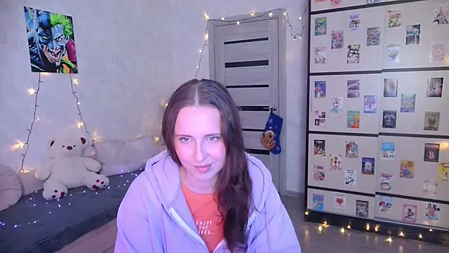 Snapshot of BarbiePieer chatting on December 15, 2025, 5:30 pm BarbiePieer online show from December 15, 2025, 5:30 pm