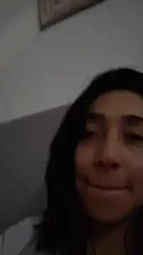 Elowyn online show from March 22, 2026, 1:23 pm