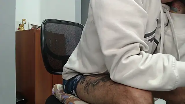 bigdick monster1 online show from September 15, 2025, 10:05 am