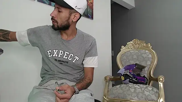 bigdick monster1 online show from November 11, 2025, 12:55 pm