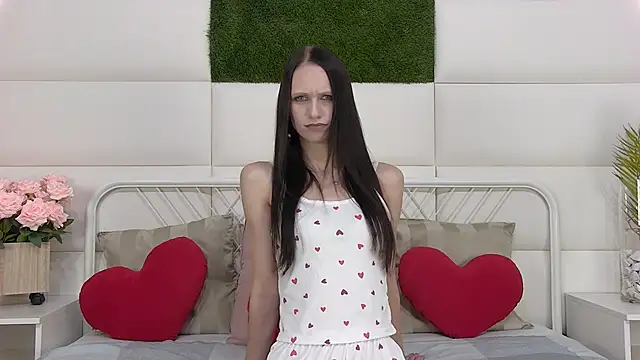 Snapshot of TaraHarris chatting on September 28, 2025, 9:16 am TaraHarris online show from September 28, 2025, 9:16 am