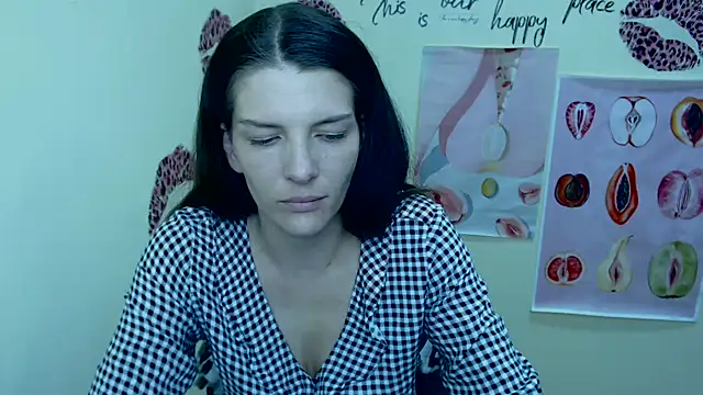 Snapshot of VanessaRey_ chatting on March 21, 2025, 10:50 am VanessaRey online show from March 21, 2025, 10:50 am