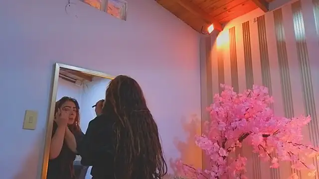 Snapshot of angelinarouse_ chatting on February 14, 2026, 3:40 am angelinarouse online show from February 14, 2026, 3:40 am