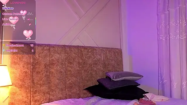 Snapshot of angelinarouse_ chatting on February 3, 2026, 2:53 am angelinarouse online show from February 3, 2026, 2:53 am