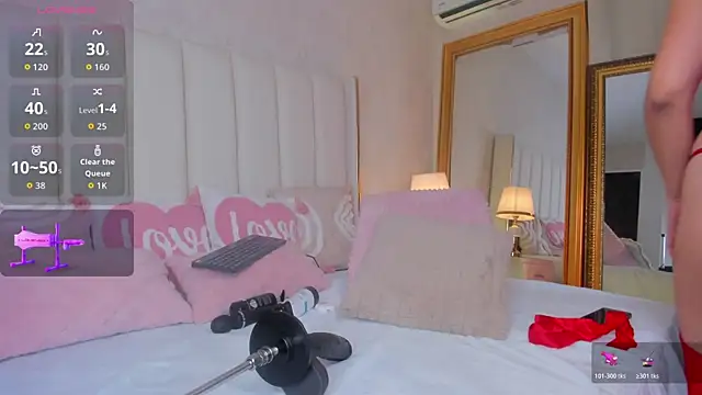 AriaJonnes  online show from December 4, 2025, 1:54 pm