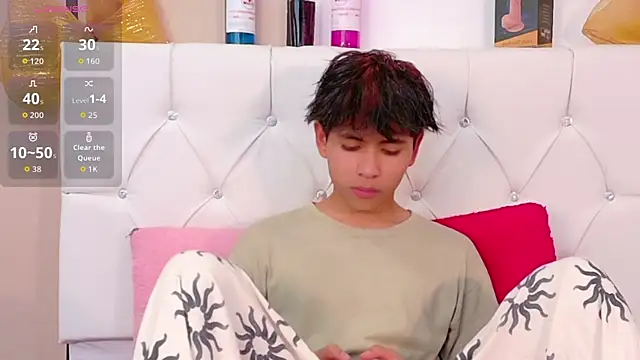 Ethan Westt online show from December 16, 2025, 9:41 pm